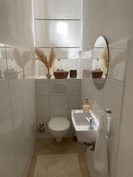 Altbau-Oase Der Eleganz: Stadtnaher Komfort Pur Wiesbaden Buitenkant foto
