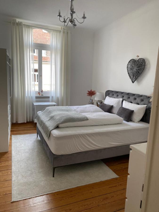 Altbau-Oase Der Eleganz: Stadtnaher Komfort Pur Wiesbaden Buitenkant foto